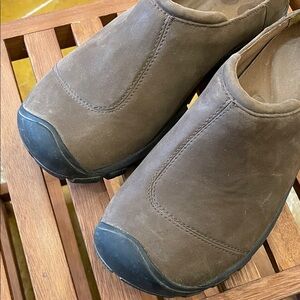 Men’s Keen Brown Slip-On Leather Clogs